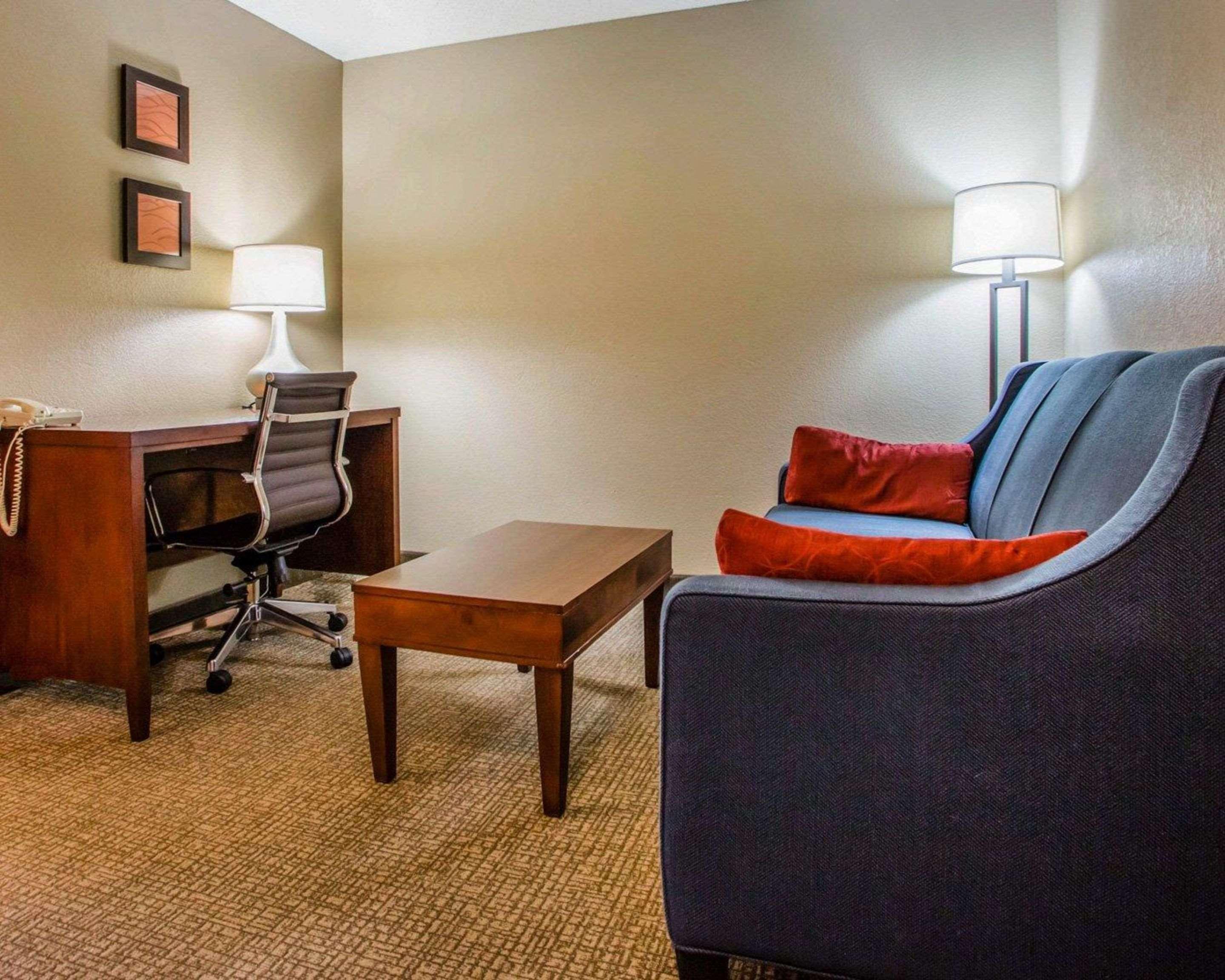 Comfort Inn & Suites Jackson - West Bend Zewnętrze zdjęcie