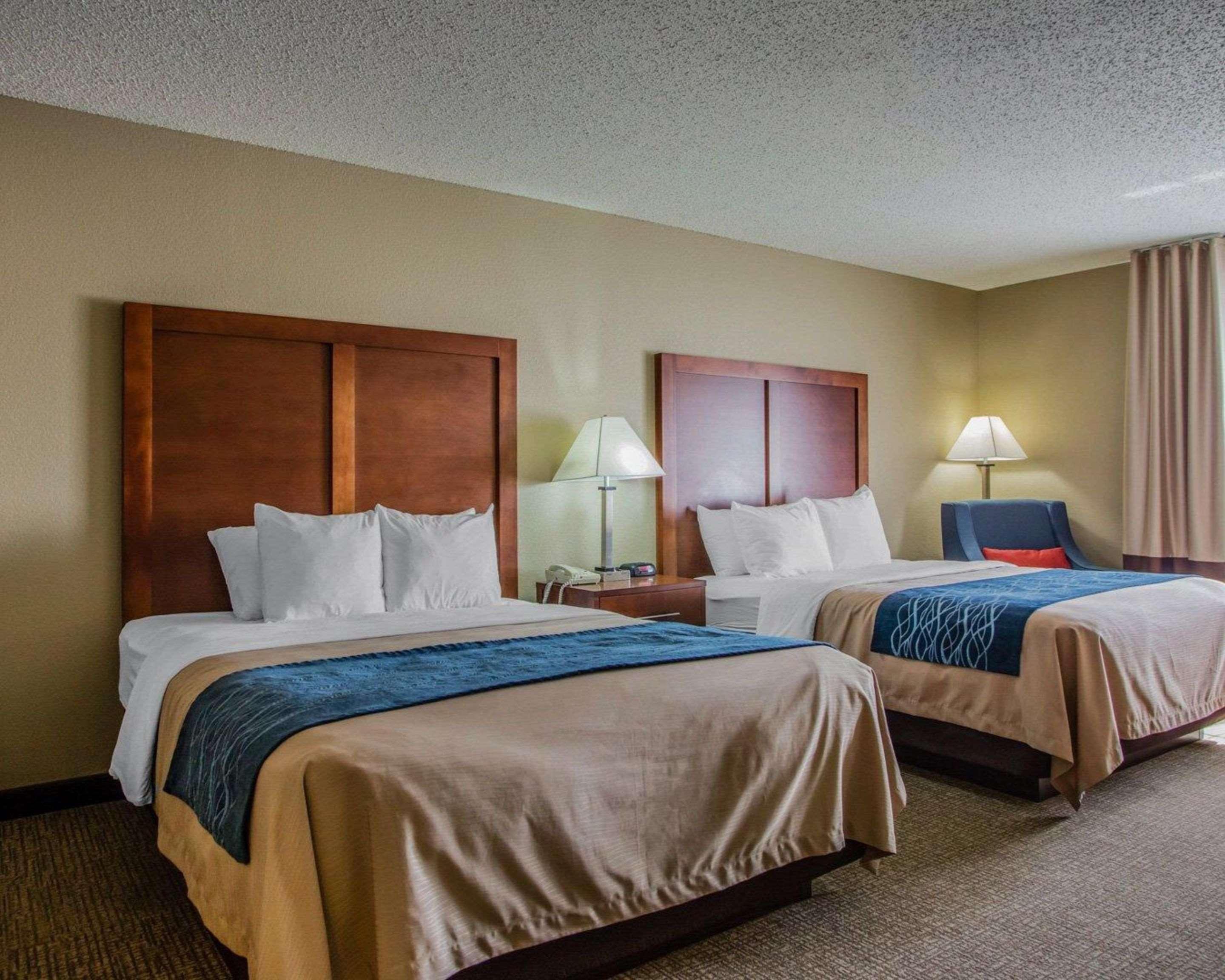 Comfort Inn & Suites Jackson - West Bend Zewnętrze zdjęcie