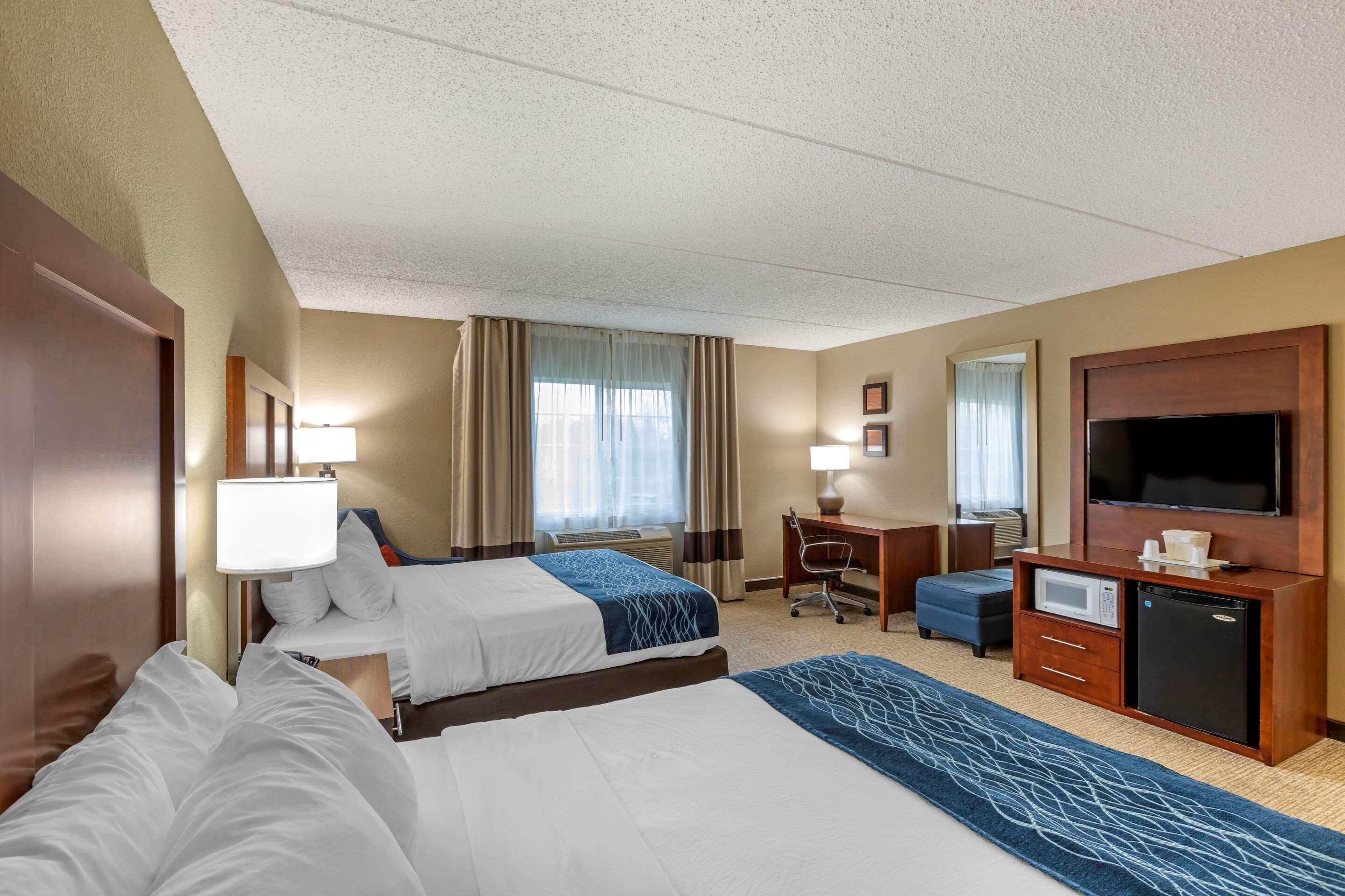 Comfort Inn & Suites Jackson - West Bend Zewnętrze zdjęcie