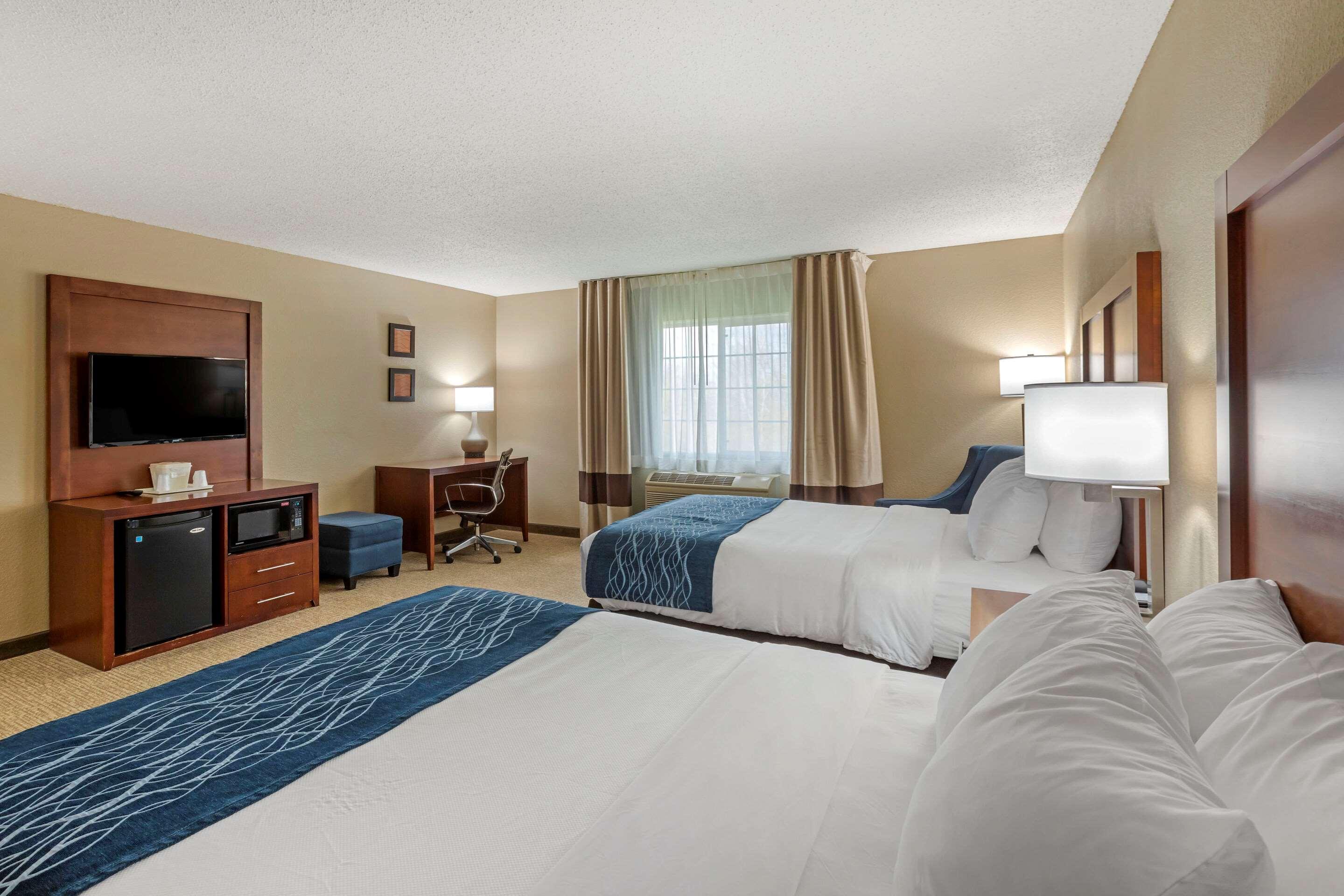 Comfort Inn & Suites Jackson - West Bend Zewnętrze zdjęcie