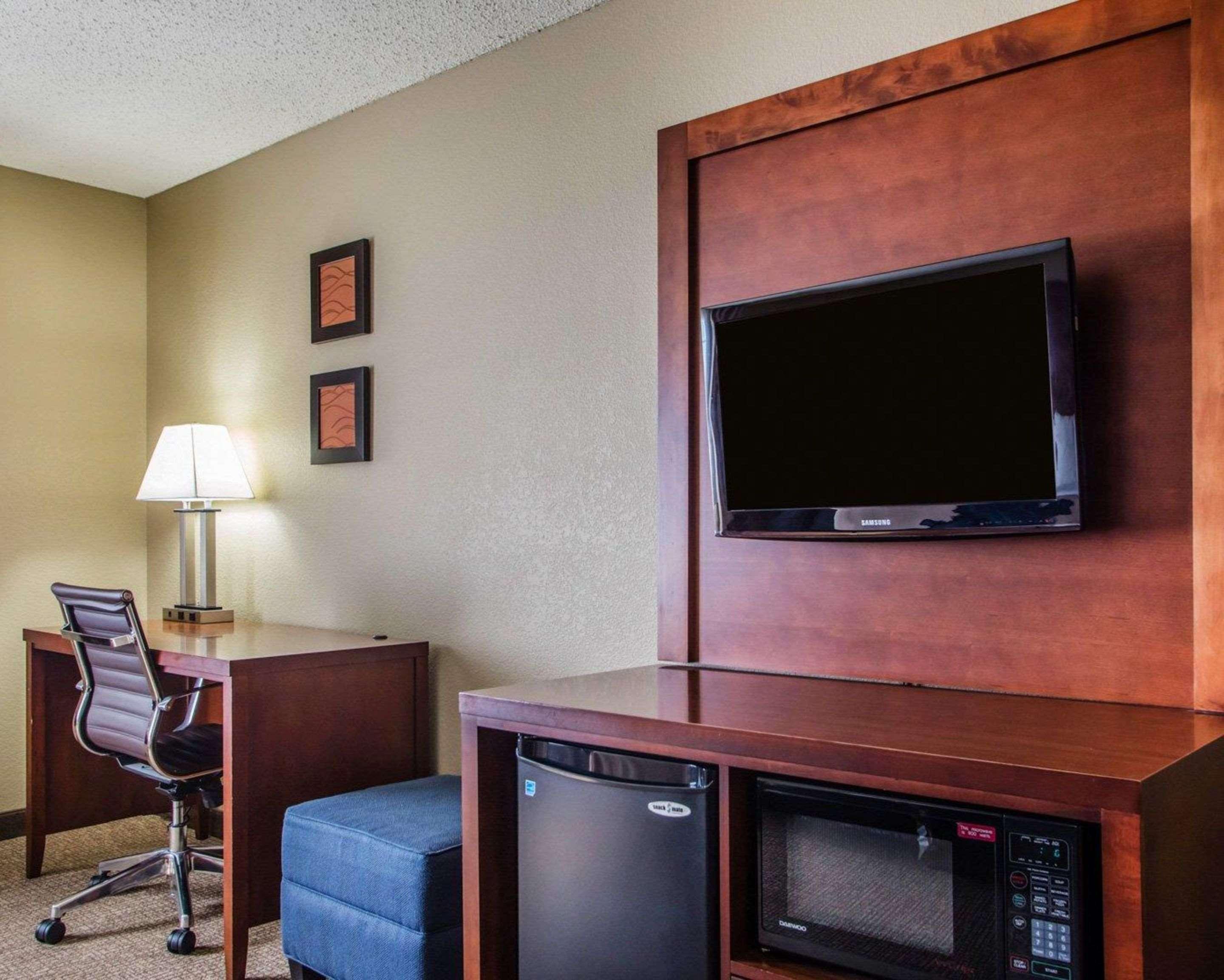 Comfort Inn & Suites Jackson - West Bend Zewnętrze zdjęcie