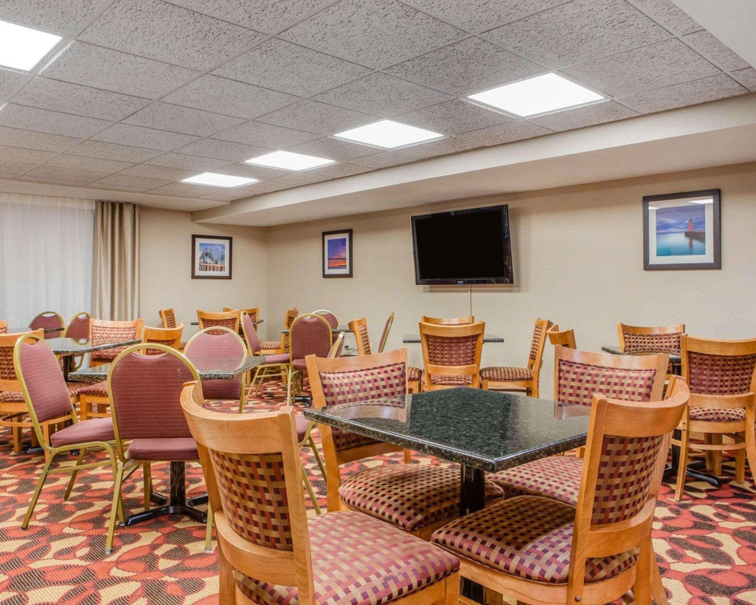 Comfort Inn & Suites Jackson - West Bend Zewnętrze zdjęcie