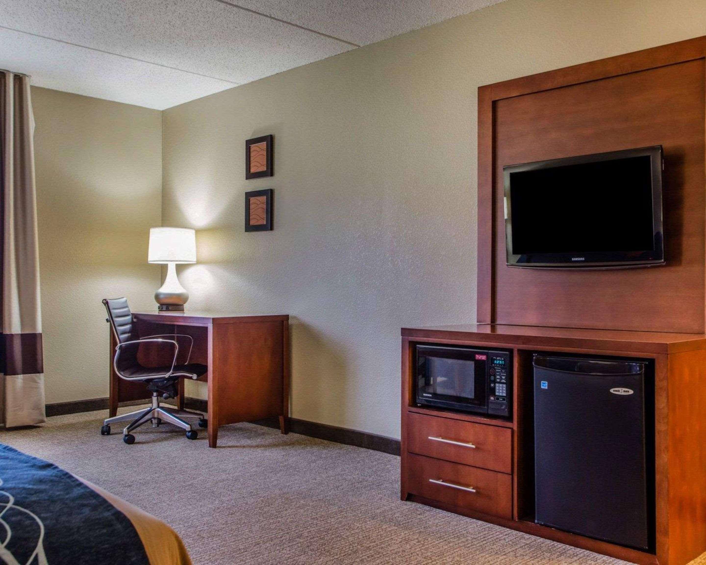 Comfort Inn & Suites Jackson - West Bend Zewnętrze zdjęcie