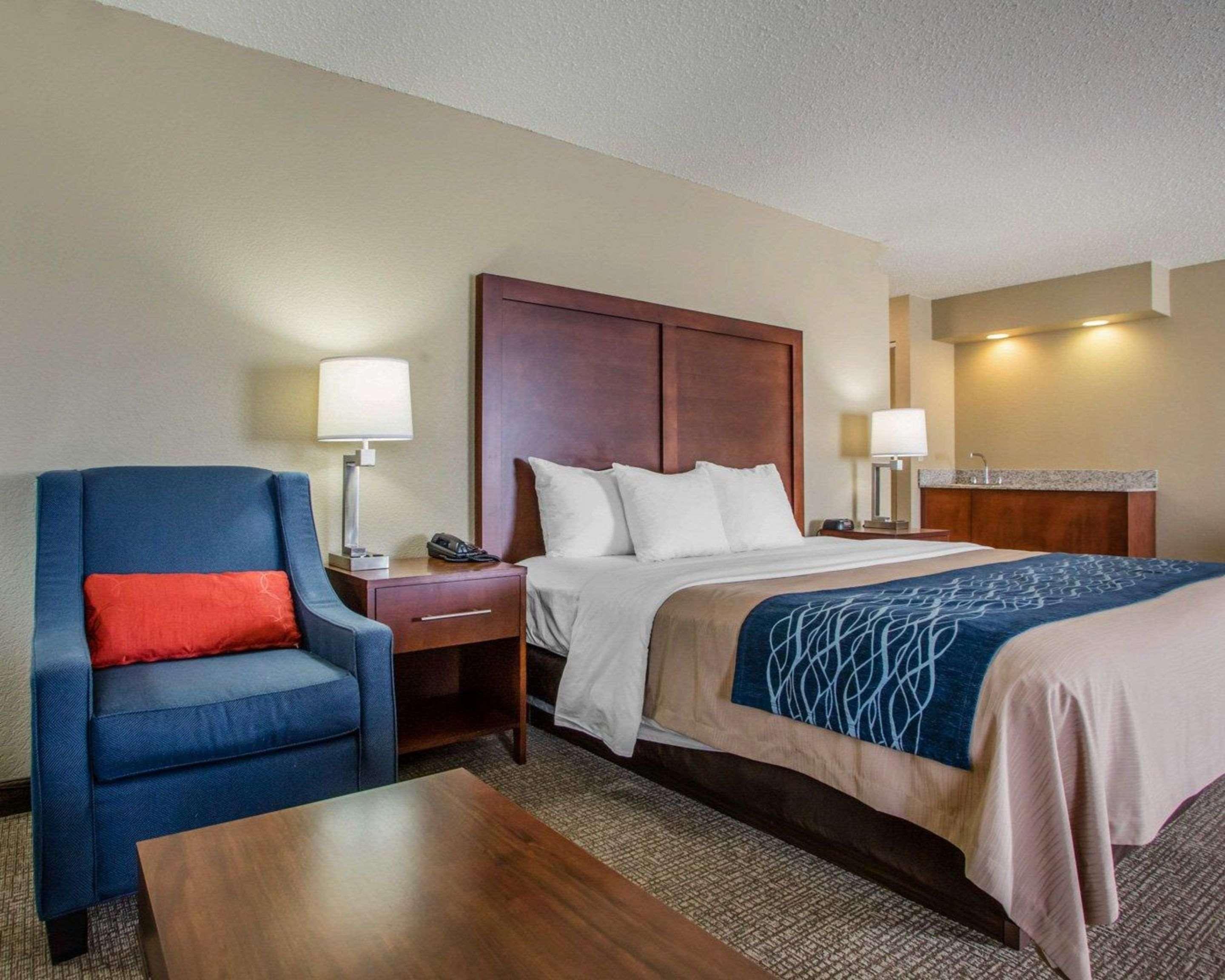 Comfort Inn & Suites Jackson - West Bend Zewnętrze zdjęcie